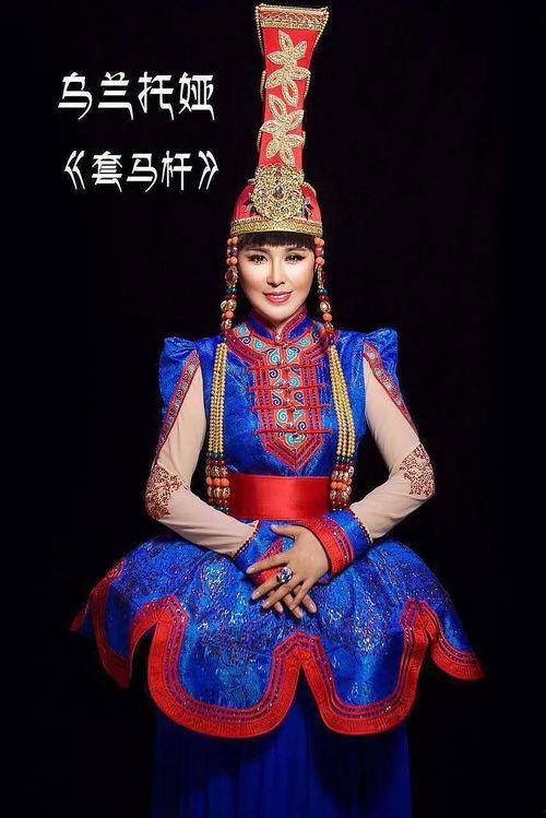 乌兰托娅个人资料,草原歌后，民族音乐的璀璨明珠